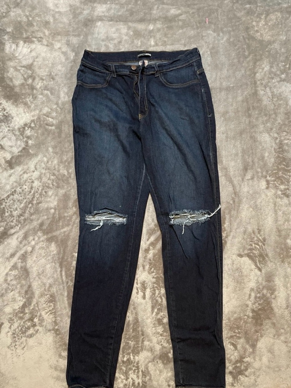 Women's Dark Indigo Skinny Jeans with Knee Distress